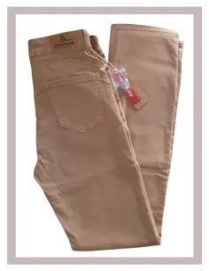 Pantalón de chica vaquero recto en color vainilla de Strategga V14 2